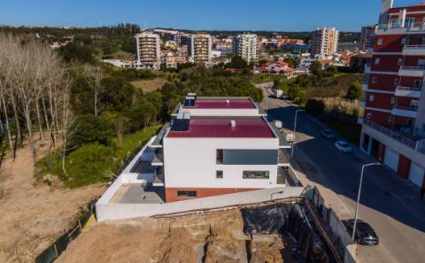 Moradia Geminada T4 - Tavarede - Figueira da Foz/Venda