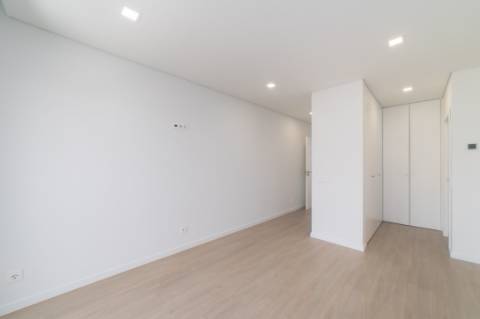 Moradia Geminada T4 - Tavarede - Figueira da Foz/Venda