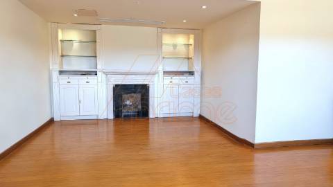 Apartamento T6 - Celas - Coimbra/Venda