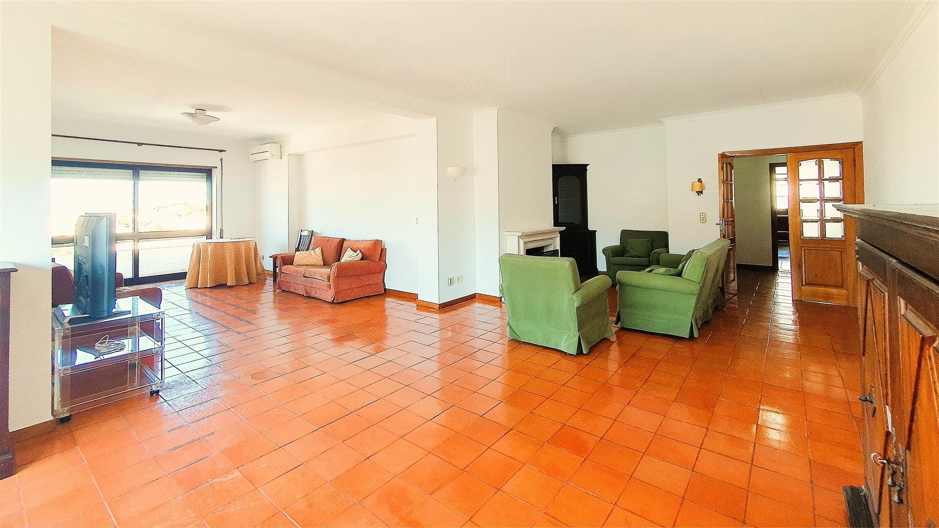 Apartamento T4 - Celas _ Coimbra/Venda