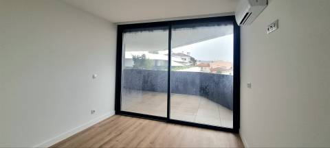 Apartamento T2 - Vale das Flores - Coimbra/Venda