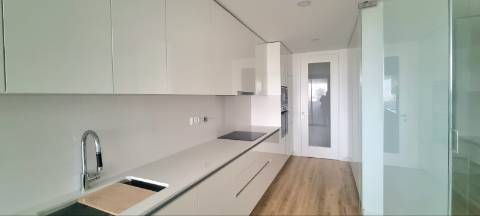 Apartamento T2 - Vale das Flores - Coimbra/Venda