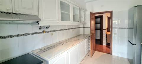 Apartamento T3 - Pedrulha - Coimbra/Venda