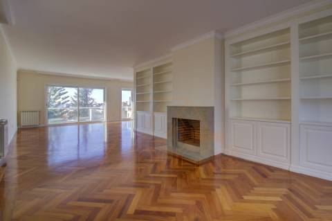 Apartamento T3 DUPLEX - Celas - Coimbra/Venda