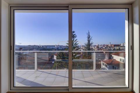 Apartamento T3 DUPLEX - Celas - Coimbra/Venda