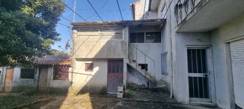 Moradia T4+2 - Casais do Campo - Coimbra/Venda