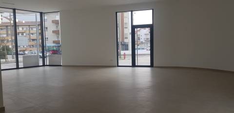 Loja - Solum - Coimbra/Venda