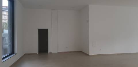 Loja - Solum - Coimbra/Venda