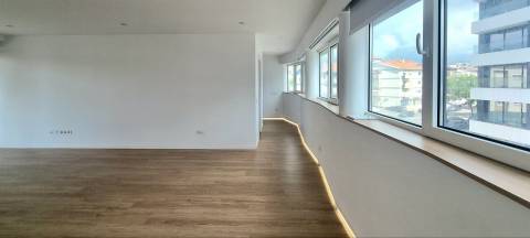 Apartamento T2 - Vale das Flores - Coimbra/Arrendamento