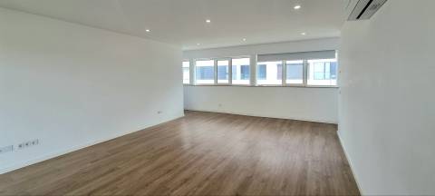 Apartamento T2 - Vale das Flores - Coimbra/Arrendamento