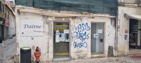 Prédio - Baixa de Coimbra - Coimbra/Venda