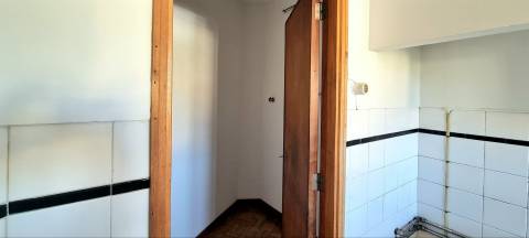 Apartamento T4 - Bairro Norton de Matos - Coimbra/Venda