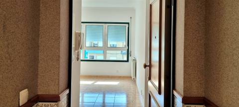 Apartamento T2 - Eiras e São Paulo de Frades - Coimbra/Venda