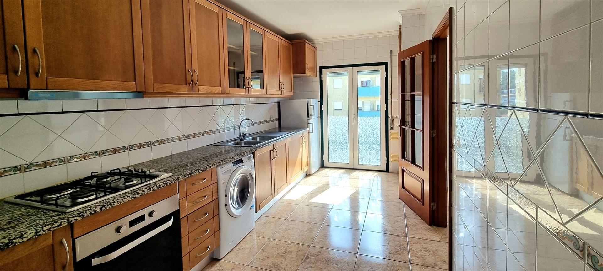 Apartamento T2 - Eiras e São Paulo de Frades - Coimbra/Venda