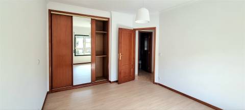 Apartamento T2 - Eiras e São Paulo de Frades - Coimbra/Venda