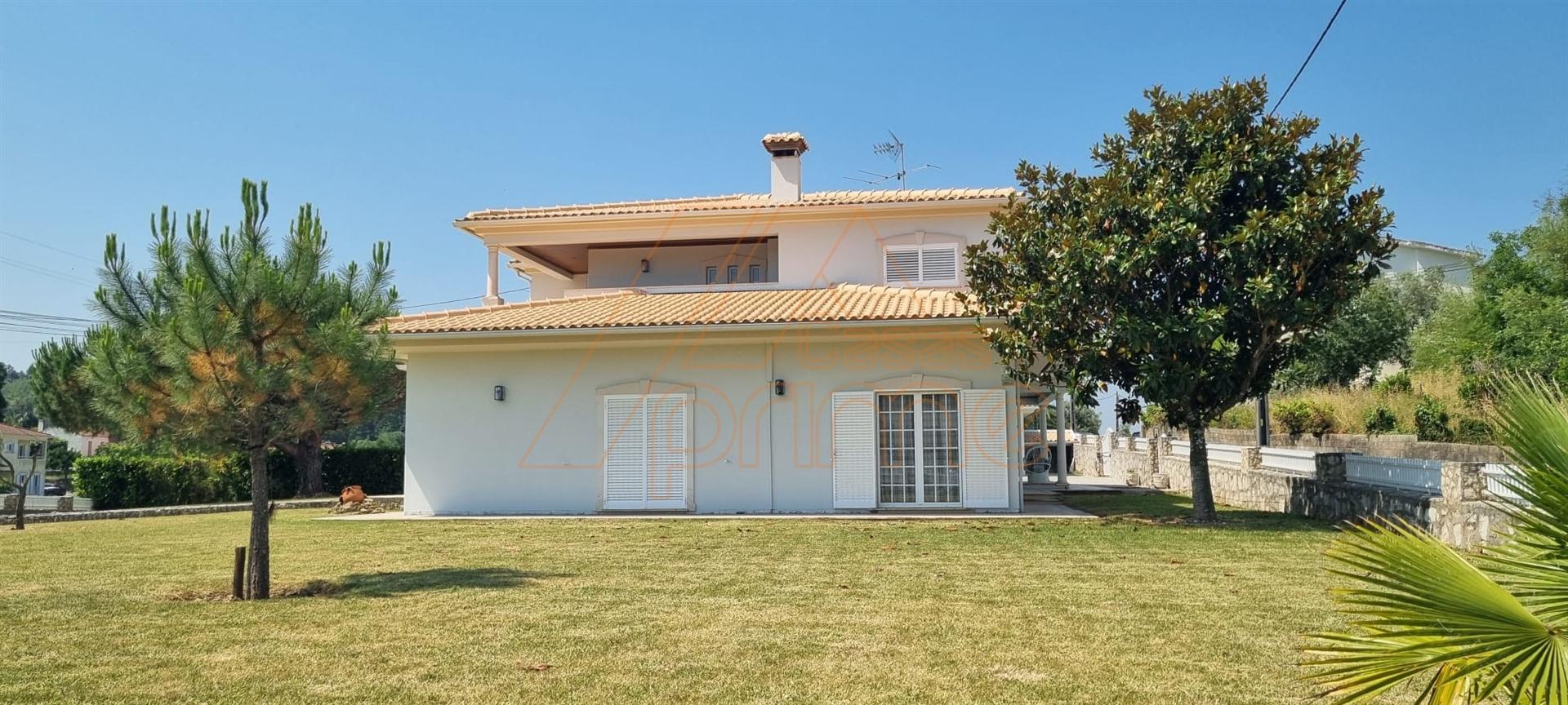 Moradia T5+2 - Carvalhais - Coimbra/Venda