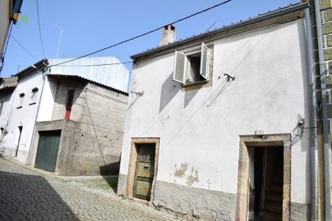 Moradia T2- Salgueiro, Fundão