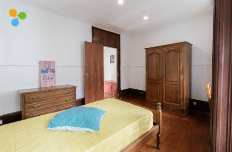 Quarto T5 DUPLEX Arrendamento em Covilhã e Canhoso,Covilhã