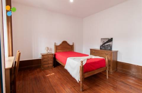 Quarto T5 DUPLEX Arrendamento em Covilhã e Canhoso,Covilhã