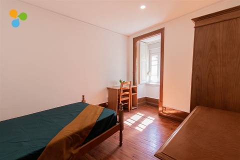 Quarto T5 DUPLEX Arrendamento em Covilhã e Canhoso,Covilhã