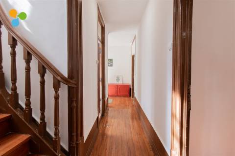 Quarto T5 DUPLEX Arrendamento em Covilhã e Canhoso,Covilhã