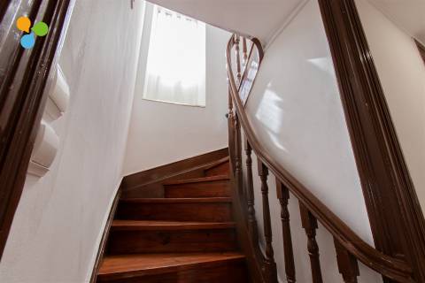 Quarto T5 DUPLEX Arrendamento em Covilhã e Canhoso,Covilhã