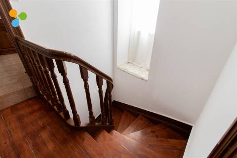 Quarto T5 DUPLEX Arrendamento em Covilhã e Canhoso,Covilhã