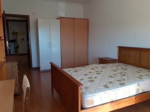 Arrendamento por Quarto - Covilhã