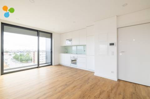 Apartamento T2 para arrendar em Pedrouços