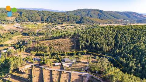 Propriedade com moradia  - Cortes do Meio