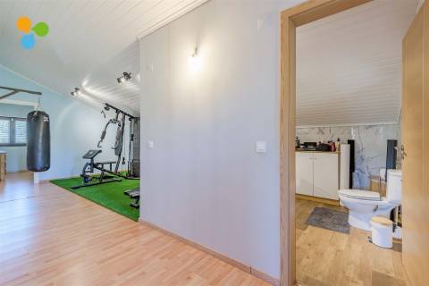 Propriedade com moradia  - Cortes do Meio