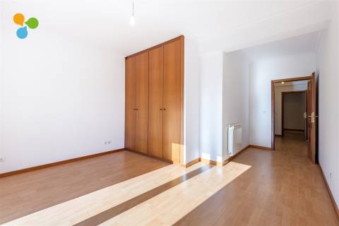 Apartamento T2+1 Arrendamento em Boidobra,Covilhã