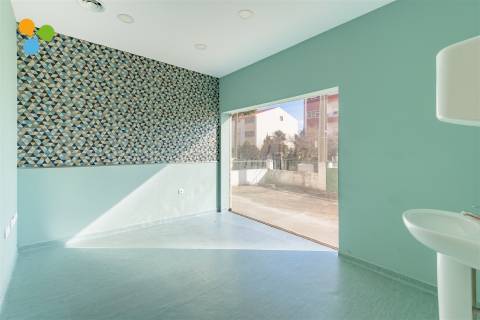 Armazém - Penedos Altos - Covilhã