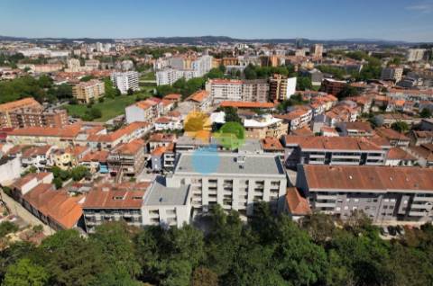 Apartamento T2 em Paranhos