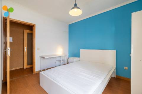 Arrendamento por Quarto - Porto