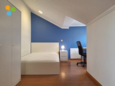 Arrendamento por Quarto - Porto