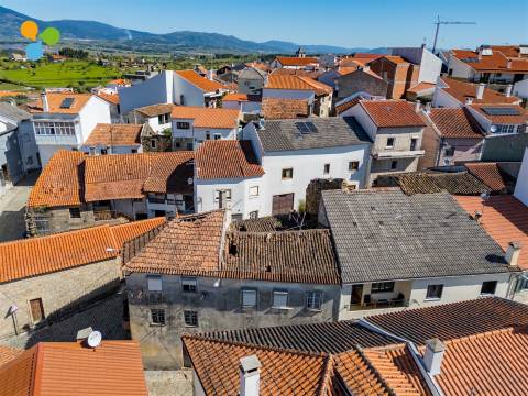 Moradias Geminadas, Ferro - Covilhã
