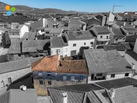 Moradias Geminadas, Ferro - Covilhã