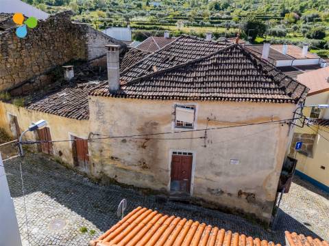 Moradias Geminadas, Ferro - Covilhã