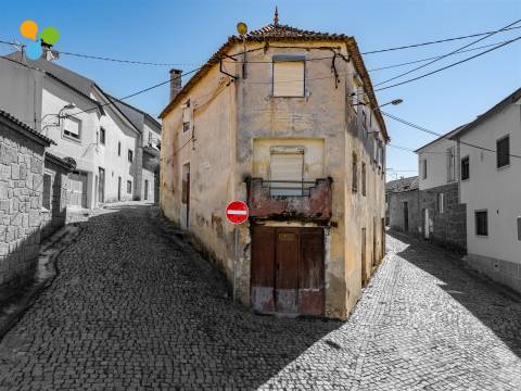 Moradias Geminadas, Ferro - Covilhã