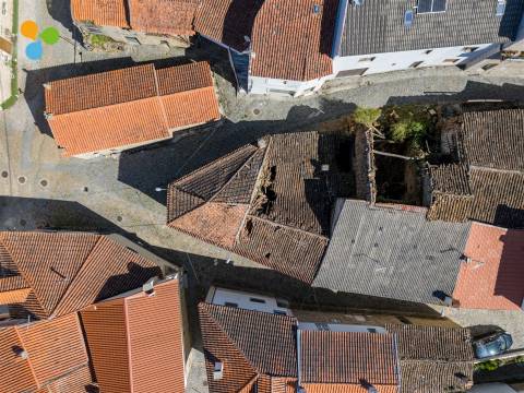 Moradias Geminadas, Ferro - Covilhã