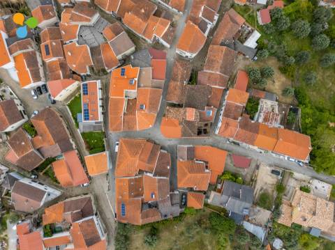 Moradia em banda T2 - Centro do Ferro