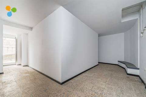 Loja  Venda em Rio Tinto,Gondomar