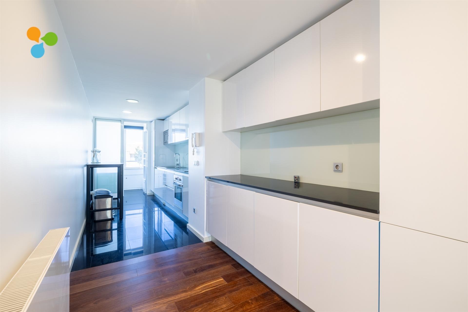 Apartamento T3 Arrendamento em Matosinhos e Leça da Palmeira,Matosinhos