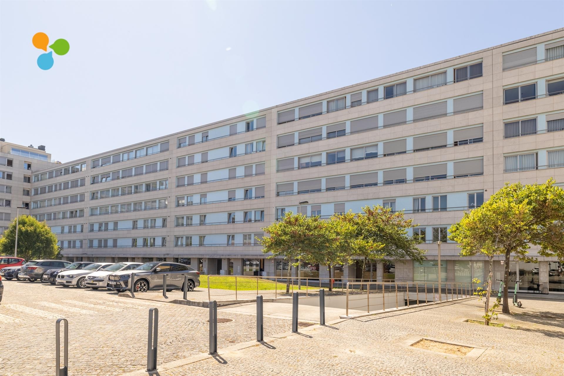 Apartamento T3 Arrendamento em Matosinhos e Leça da Palmeira,Matosinhos