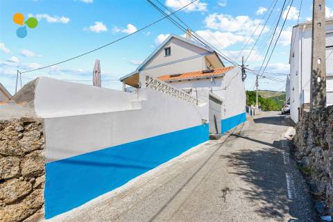 Moradia Geminada T2 + 1