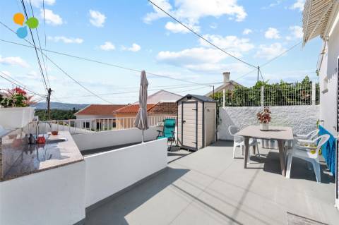 Moradia Geminada T2 + 1