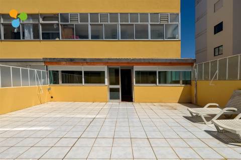 Quarto T6 Arrendamento em Ramalde,Porto