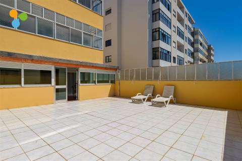 Quarto T6 Arrendamento em Ramalde,Porto