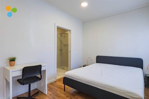 Quarto T6 Arrendamento em Ramalde,Porto
